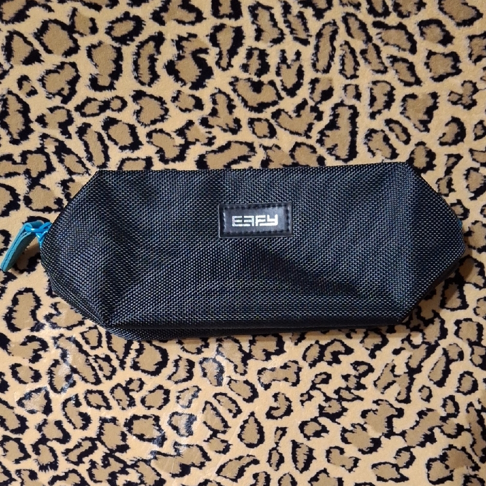 EFFY Cosmetic Case-NEW!